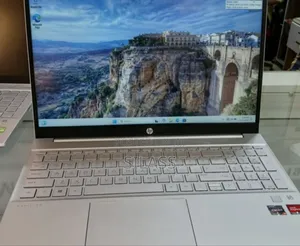 New Laptop HP Pavilion 15 16GB AMD Ryzen 5 SSD 512GB