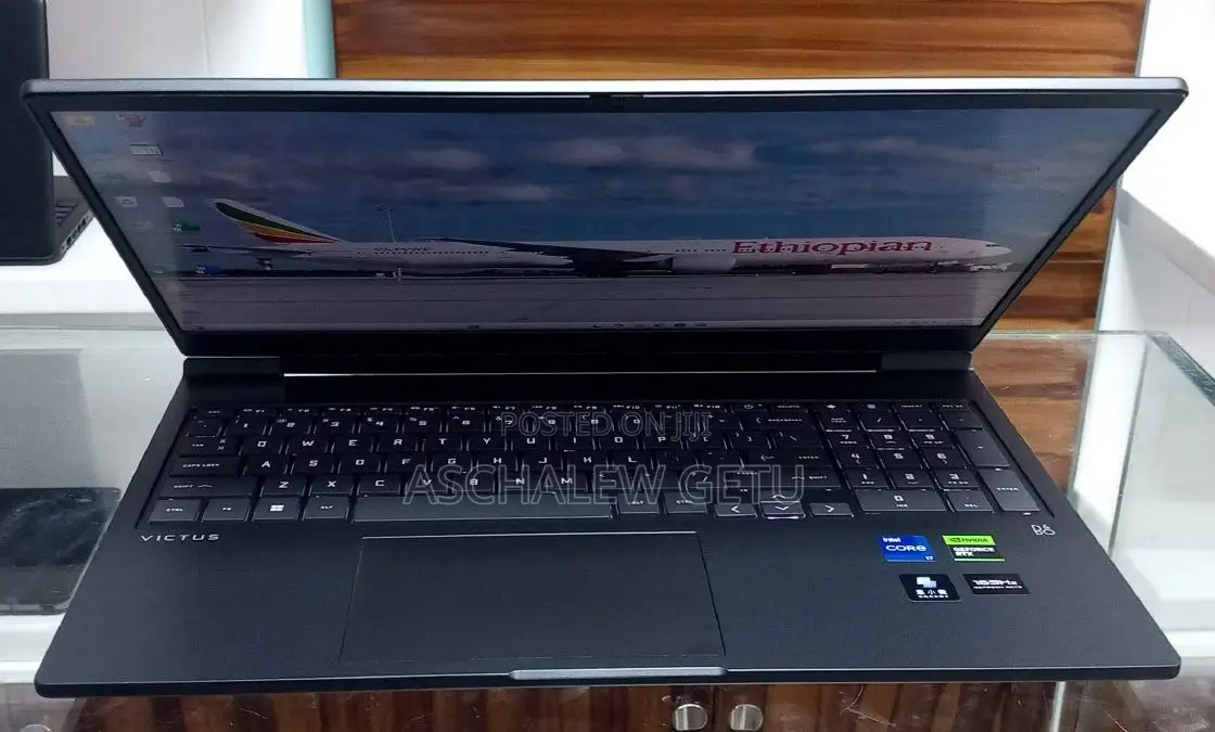 New Laptop HP Victus 15 16GB Intel Core I7 SSD 512GB