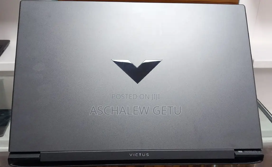 New Laptop HP Victus 15 16GB Intel Core I7 SSD 512GB