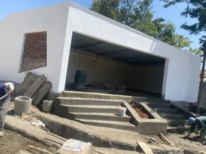 10bdrm House in House, Bole for rent