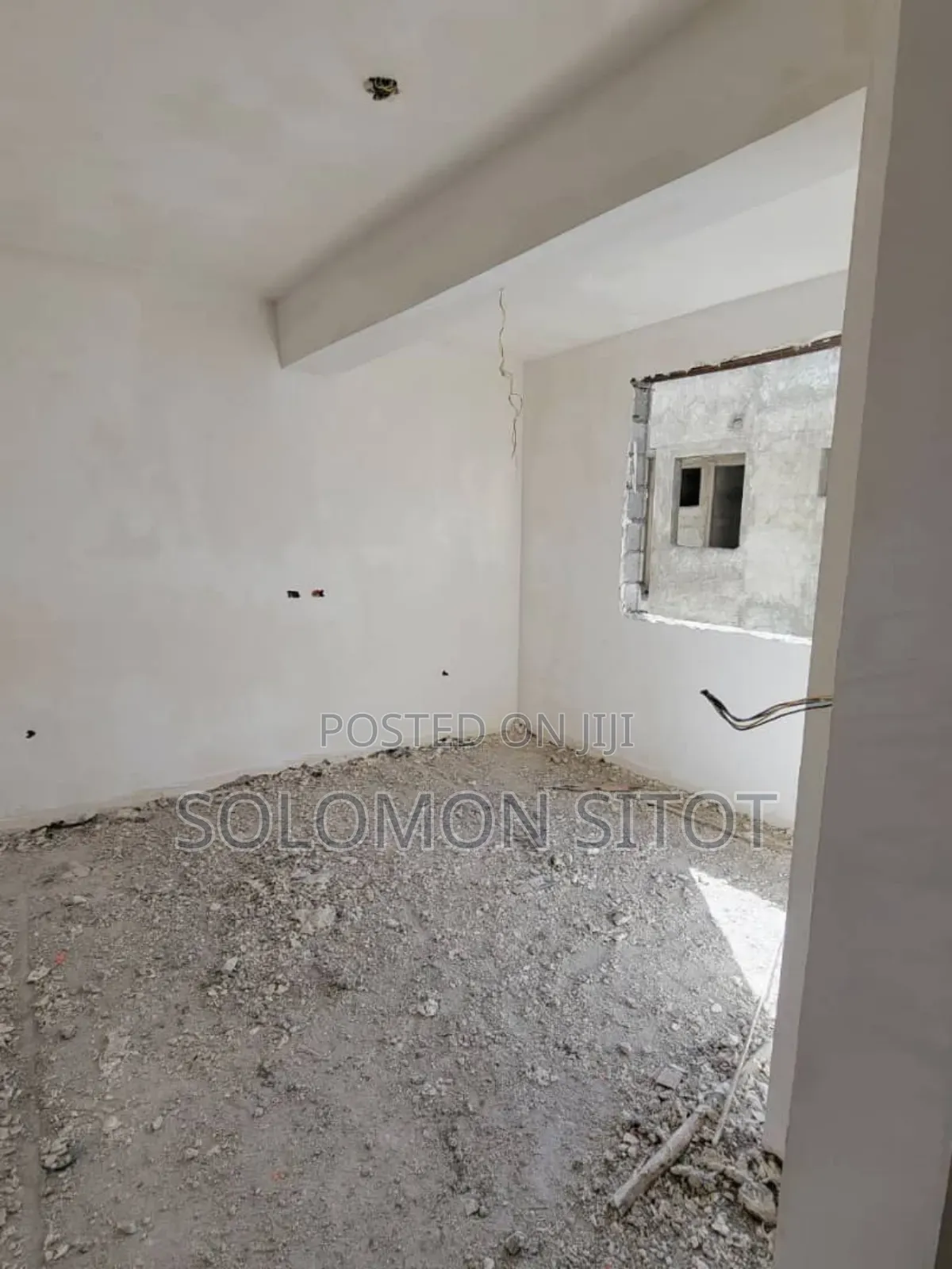 10bdrm House in House, Bole for rent