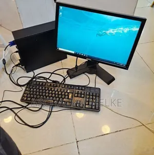 New Laptop Lenovo 4GB Intel Core I3 HDD 500GB