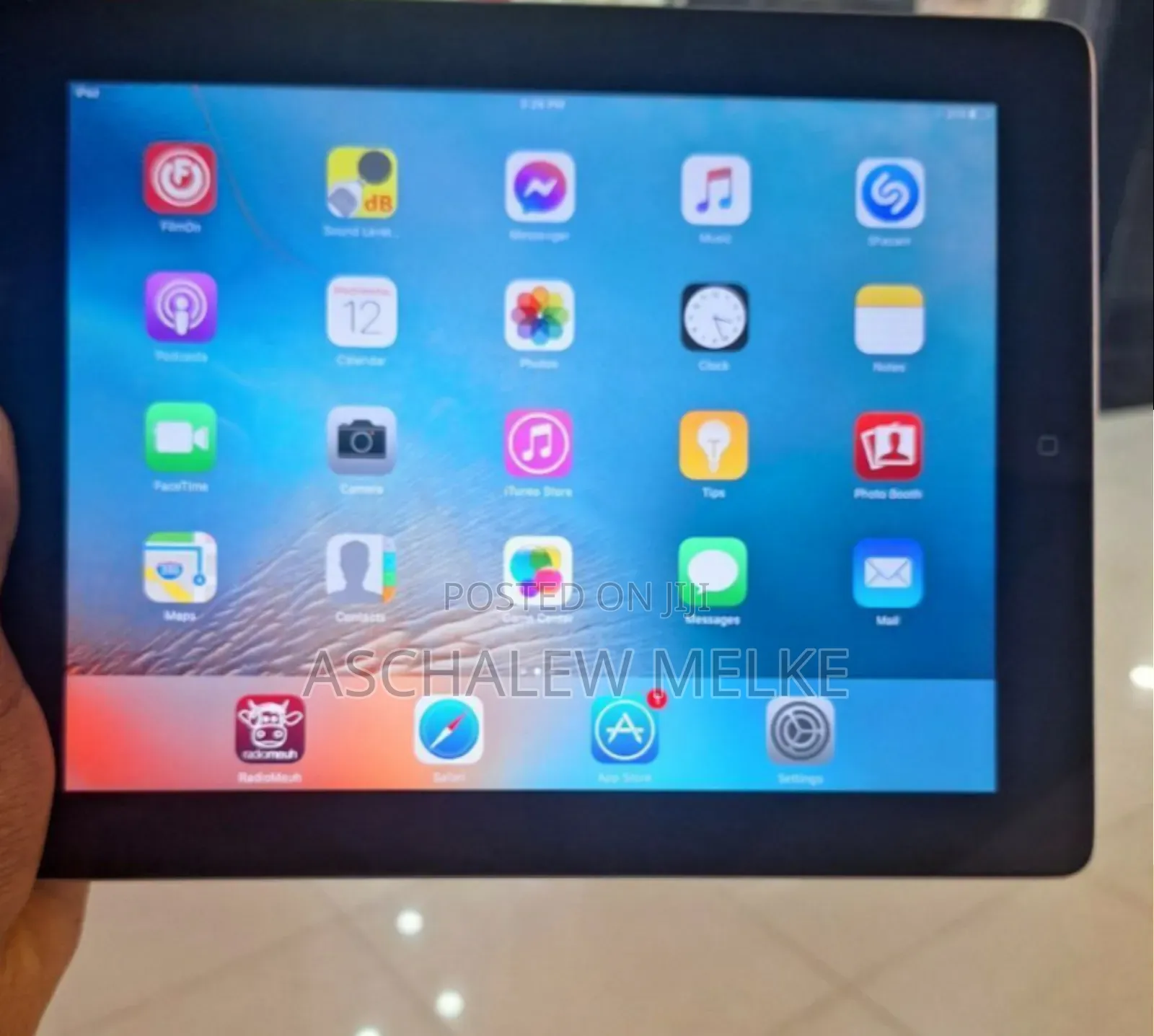 New Apple iPad (2022) 64 GB Black
