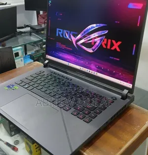 New Laptop Asus ROG Strix G15 16GB Intel Core I9 SSD 1T