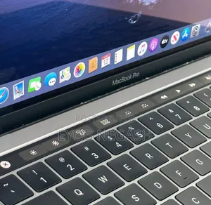 New Laptop Apple MacBook Pro 2019 8GB Intel Core I5 SSD 128GB