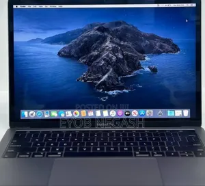 New Laptop Apple MacBook Pro 2019 8GB Intel Core I5 SSD 128GB