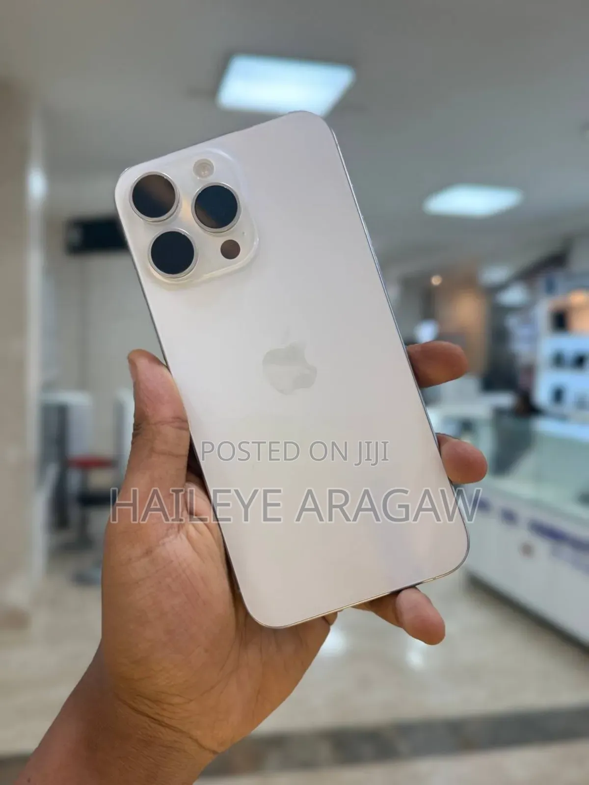 New Apple iPhone 15 Pro Max 1 TB White