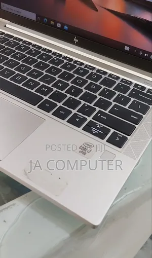 New Laptop HP EliteBook 830 G7 16GB Intel Core I7 SSD 512GB