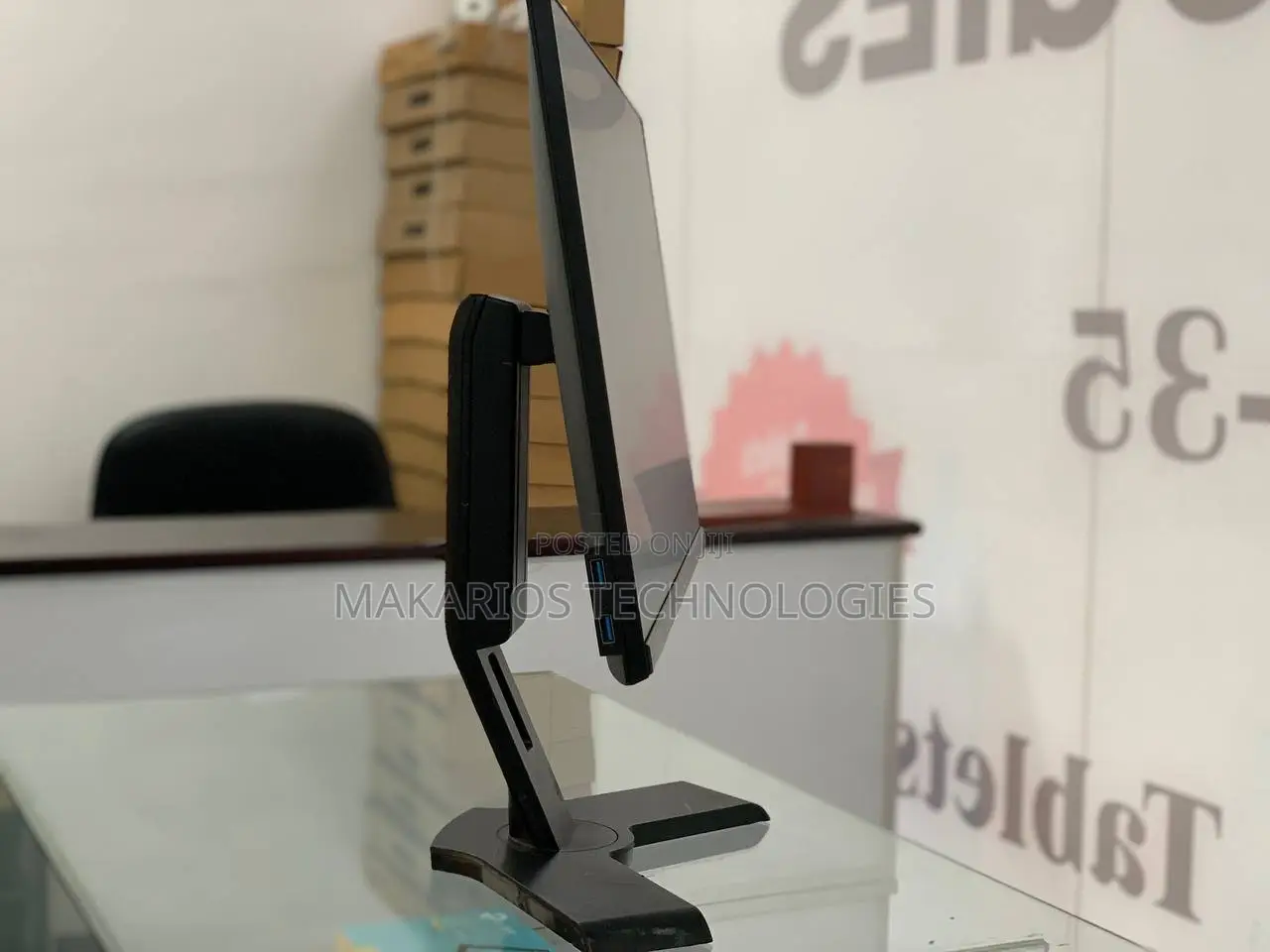 Dell 23 Inches Frameless Monitor