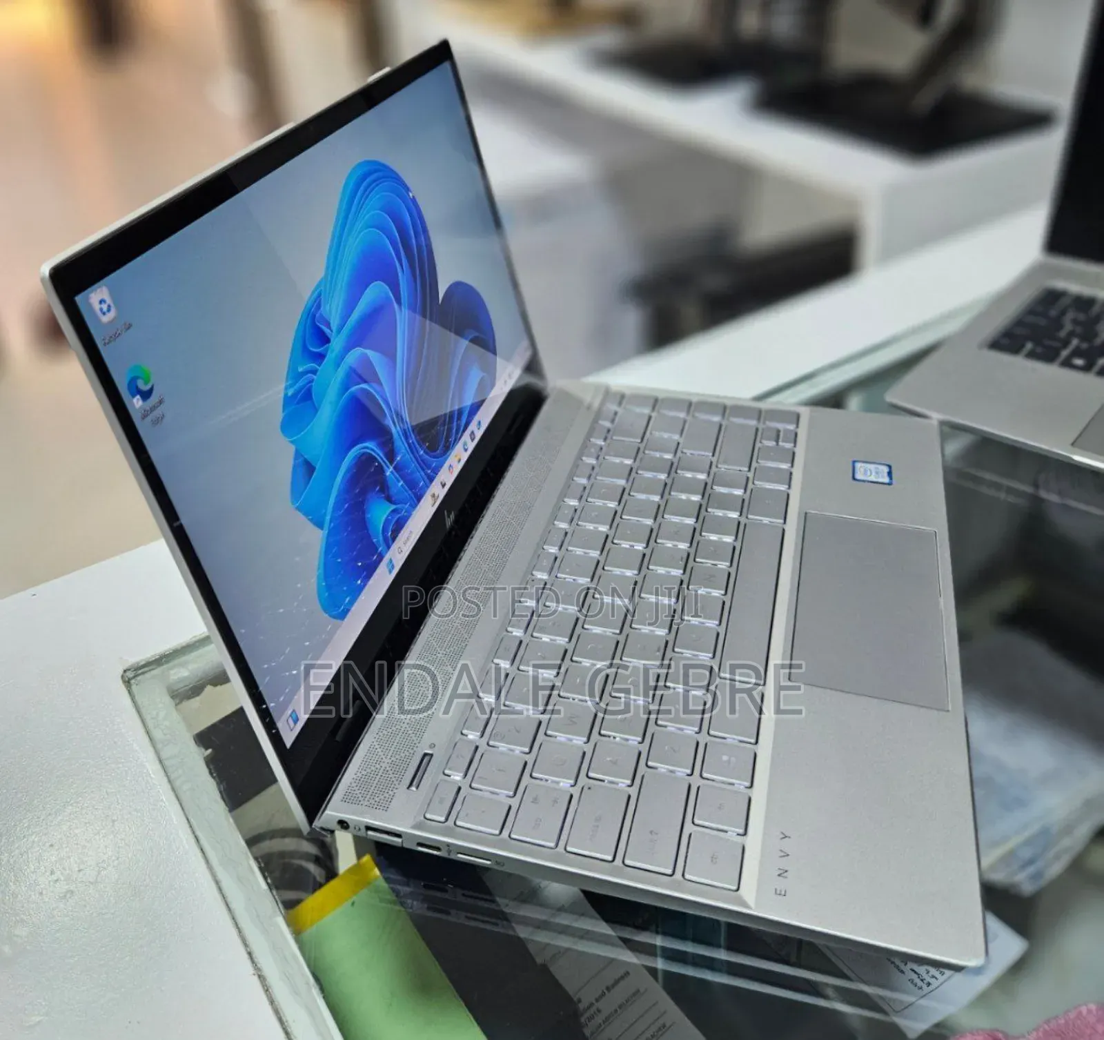 New Laptop HP Envy 13 8GB Intel Core I5 SSD 512GB