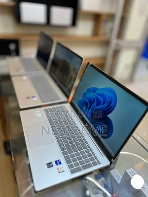 New Laptop HP Stream Notebook 16GB Intel Core I7 SSD 1T