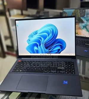 Photo - New Laptop Asus VivoBook 15 X505BA 16GB Intel Core I7 SSD 512GB