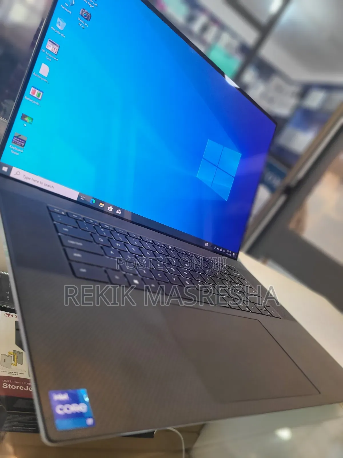 Laptop Dell XPS 17 9720 24GB Intel Core I7 SSD 2T