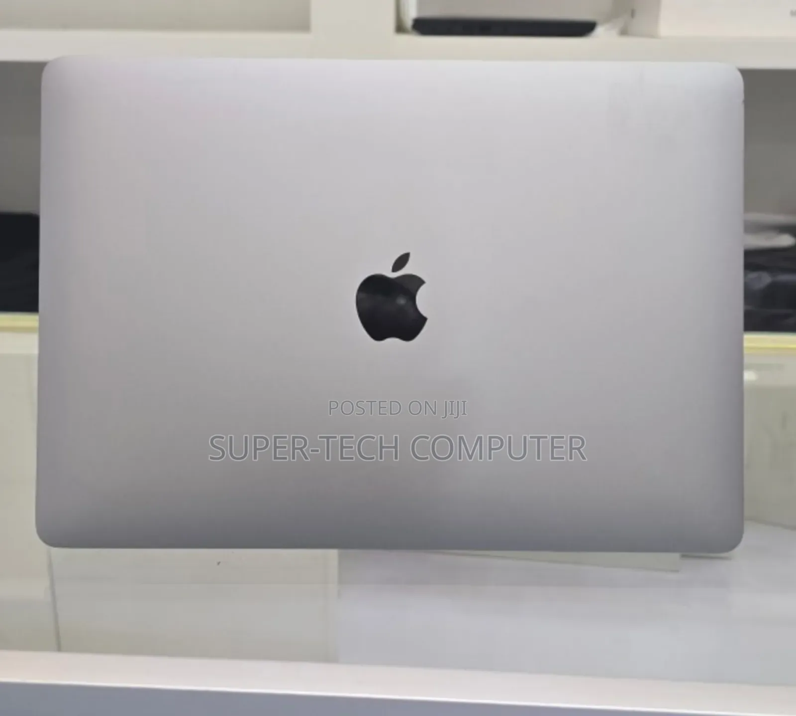 New Laptop Apple MacBook Air 2020 M1 8GB Apple M1 SSD 256GB