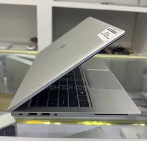 New Laptop HP EliteBook 840 G8 16GB AMD Ryzen 5 SSD 512GB