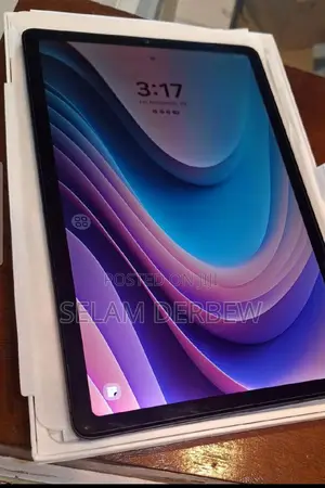 Photo - New Samsung Galaxy Tab S6 Lite (2022) 64 GB Gray