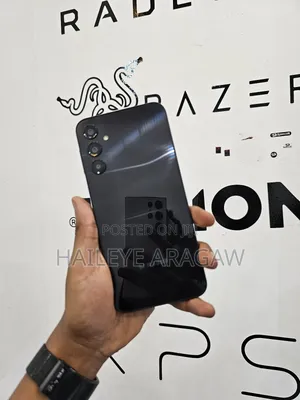 Photo - New Samsung Galaxy A24 128 GB Black