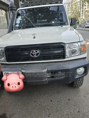 Toyota Land Cruiser 2015