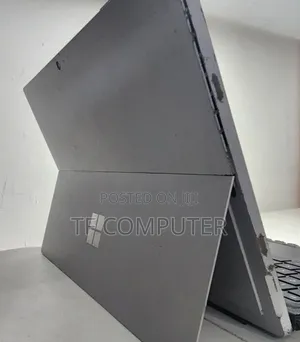 New Laptop Microsoft Surface 4GB Intel Core I5 SSD 128GB