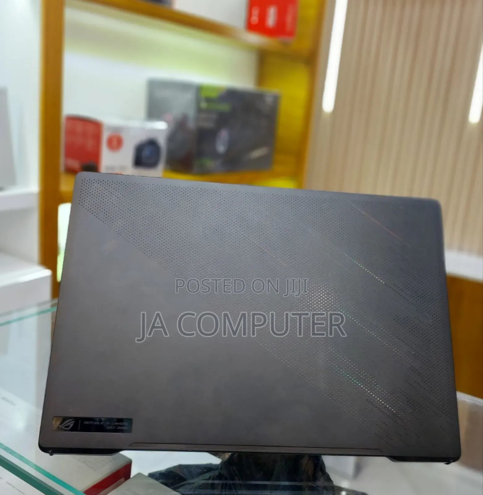 New Laptop Asus ROG Zephyrus G15 16GB AMD Ryzen 9 SSD 1T