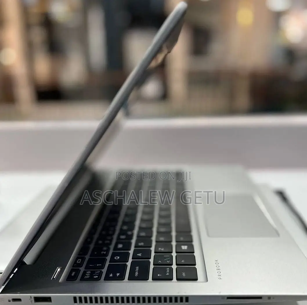 New Laptop Apple MacBook Pro M1 8GB Intel Core I7 SSD 512GB