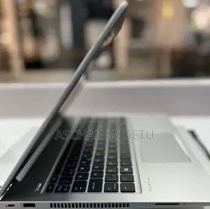 Photo - New Laptop Apple MacBook Pro M1 8GB Intel Core I7 SSD 512GB