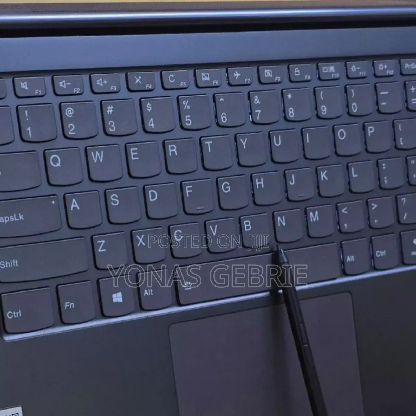 New Laptop Lenovo Yoga 7i 16GB Intel Core I7 SSD 1T