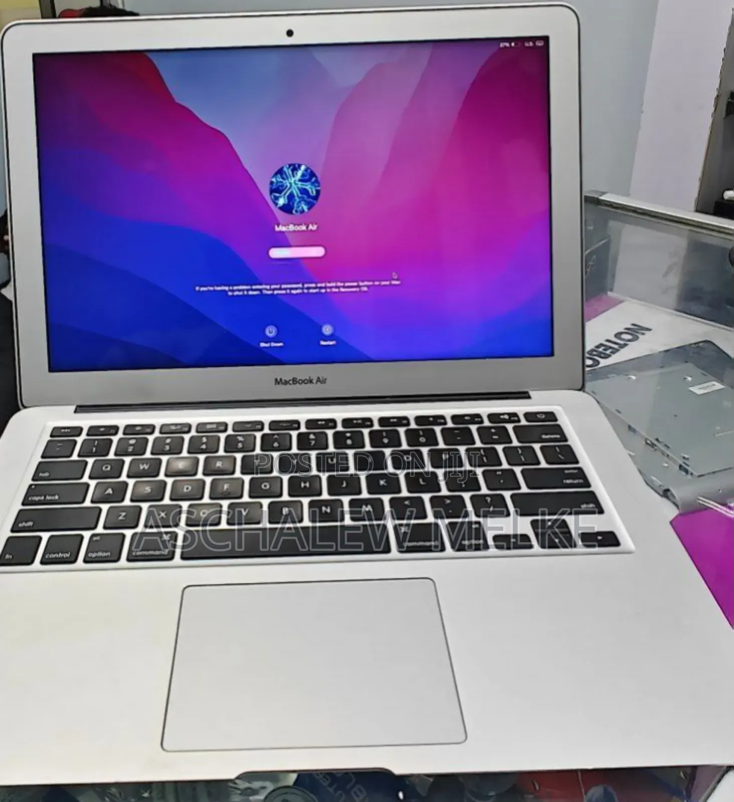 Laptop Apple MacBook Air 2017 8GB Intel Core I5 SSD 128GB