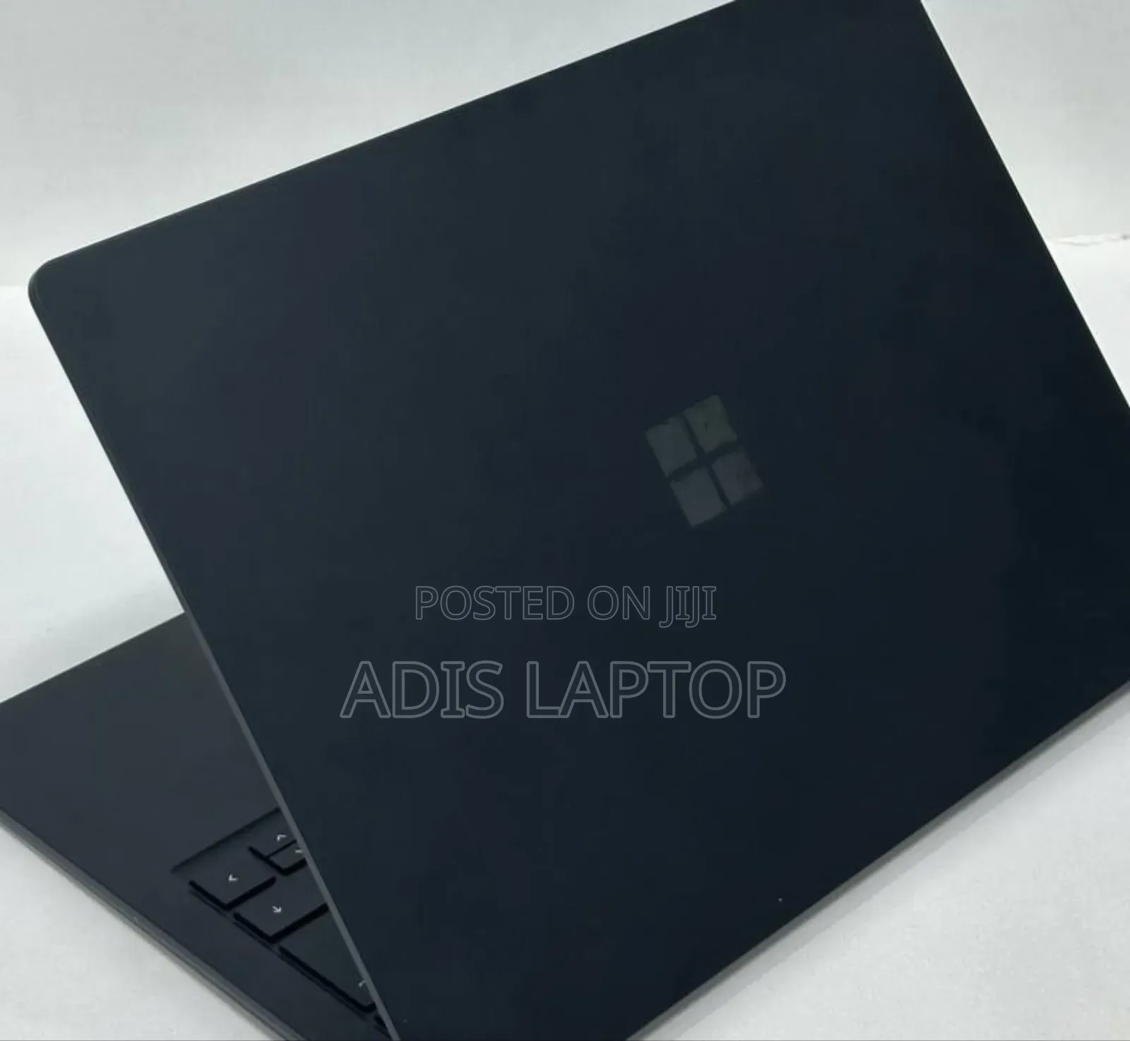 New Laptop Microsoft Surface 8GB Intel Core I5 SSD 256GB