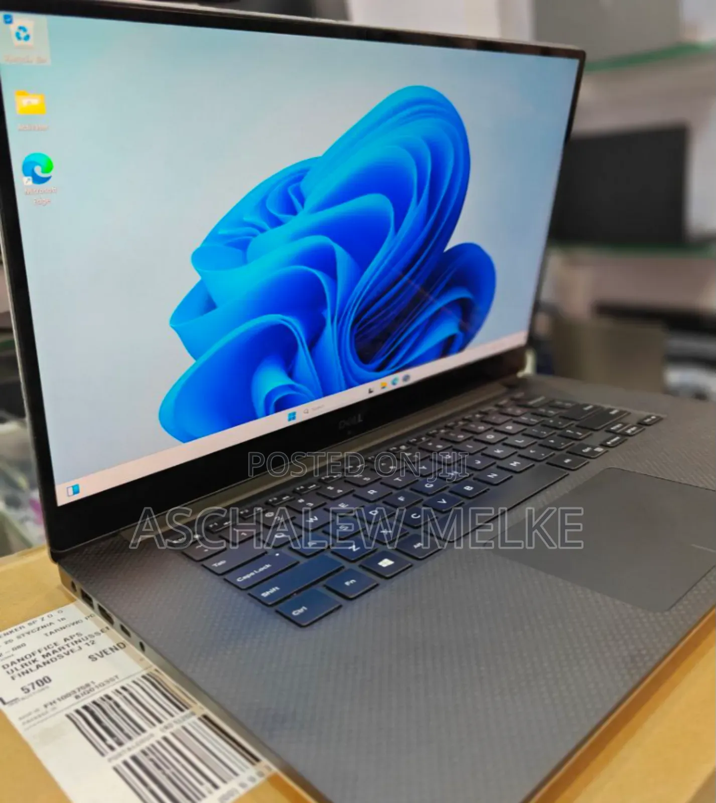 New Laptop Dell XPS 15 32GB Intel Core I7 SSD 1T