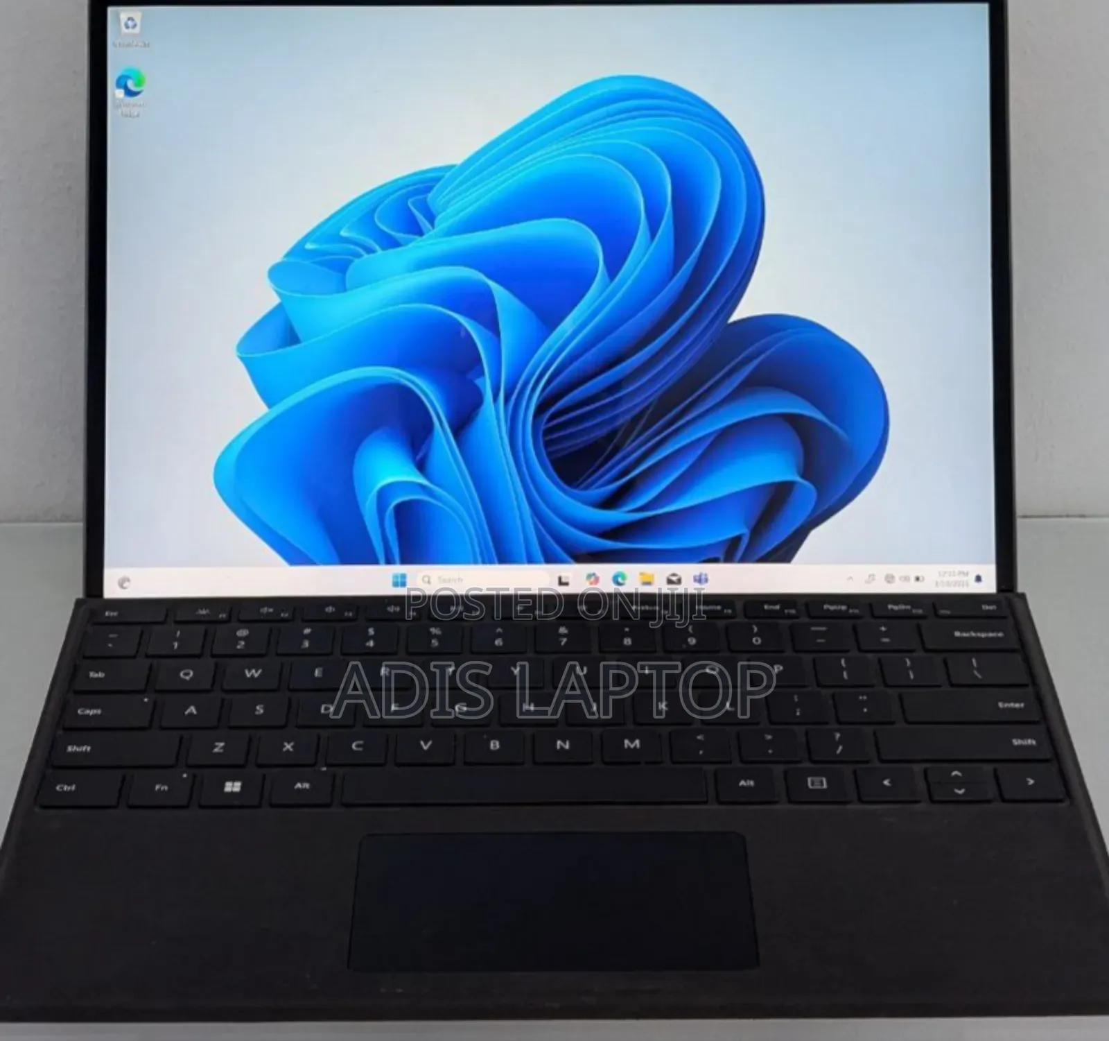 New Laptop Microsoft Surface Pro 9 16GB Intel Core I7 SSD 512GB