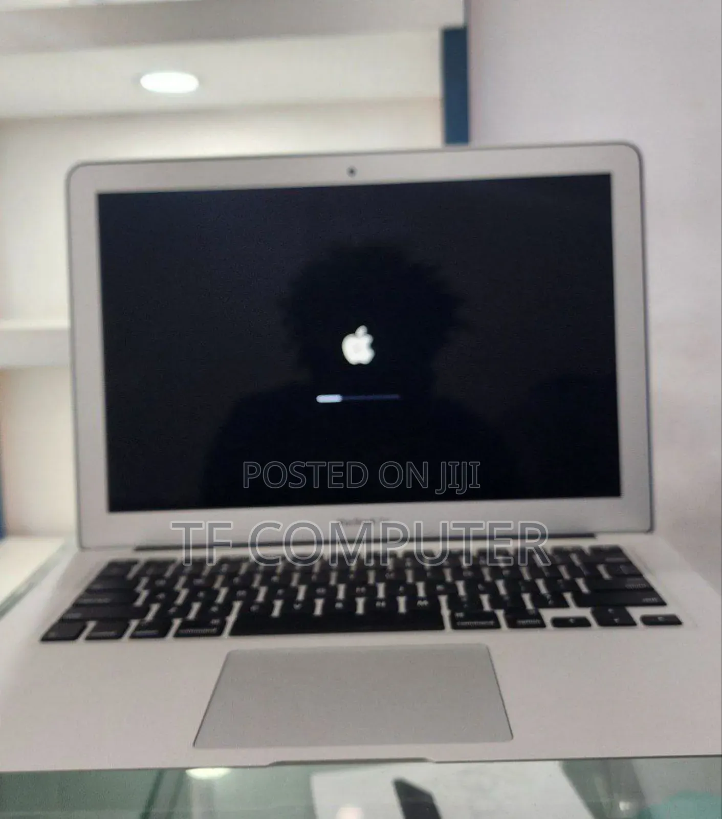 New Laptop Apple MacBook Air 2015 8GB Intel Core I7 SSD 512GB