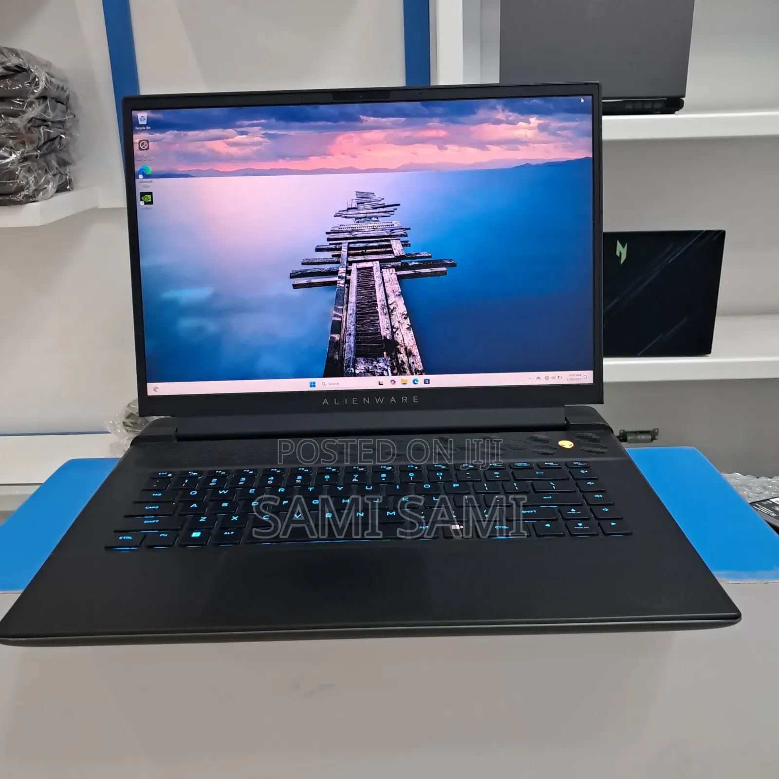 New Laptop Alienware Area-51m 32GB Intel Core I9 SSD 1T