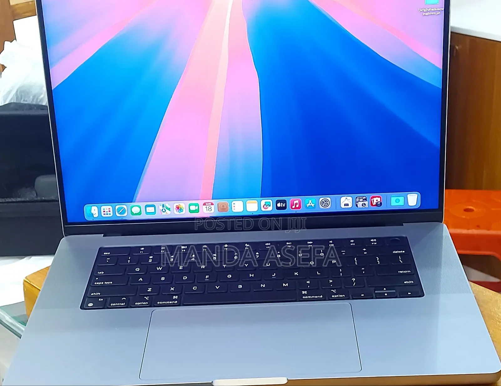 New Laptop Apple MacBook Pro M1 16GB Apple M1 SSD 1T