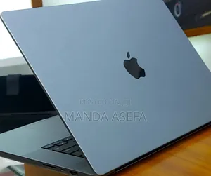 New Laptop Apple MacBook Pro M1 16GB Apple M1 SSD 1T