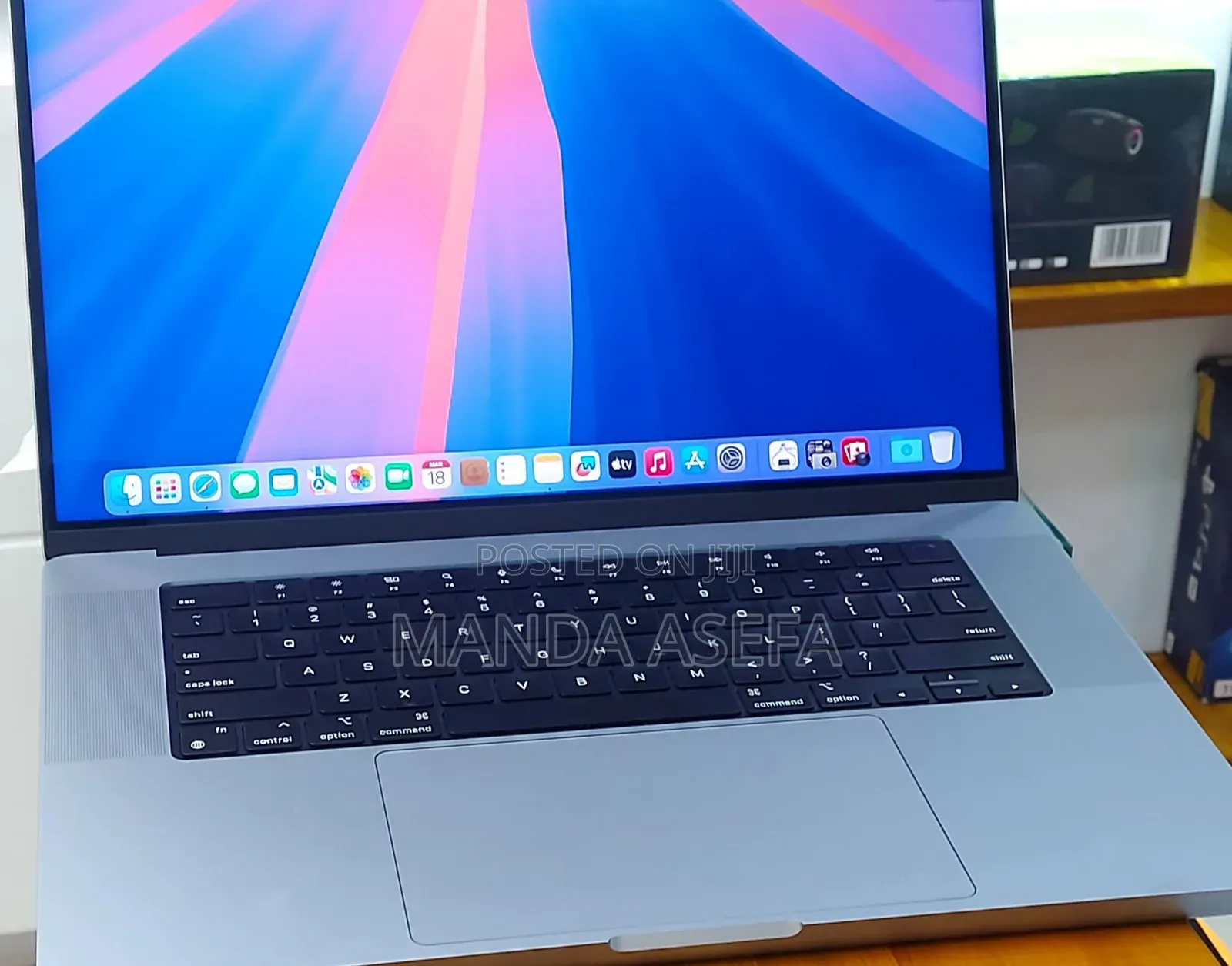 New Laptop Apple MacBook Pro M1 16GB Apple M1 SSD 1T