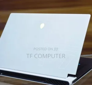 New Laptop Alienware M17x R2 16GB Intel Core I7 SSD 1T