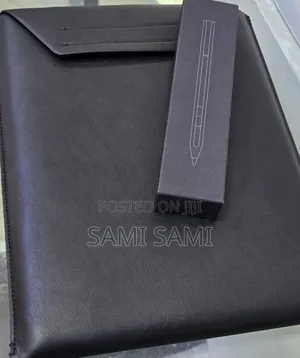 Photo - New Laptop HP Spectre 16GB Intel Core I7 SSD 1T