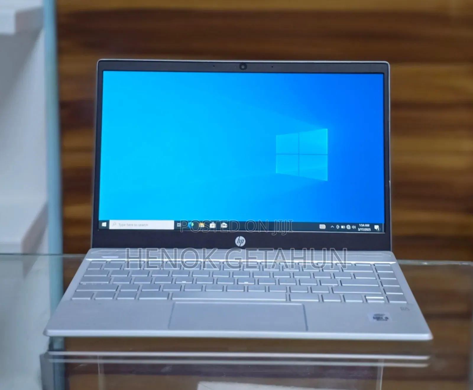 New Laptop HP Pavilion 15 8GB Intel Core I5 SSD 256GB