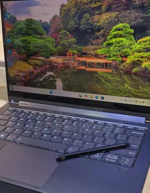 New Laptop Lenovo Yoga 7i 16GB Intel Core I7 SSD 1T