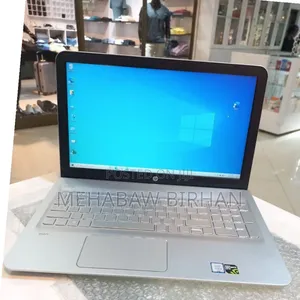 New Laptop HP Envy 13 8GB Intel Core I5 SSHD (Hybrid) 640GB