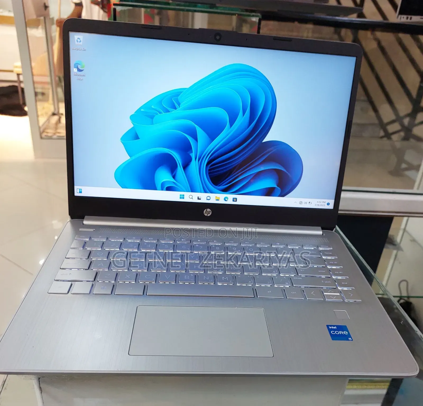 New Laptop HP Stream Notebook 8GB Intel Core I5 SSD 512GB
