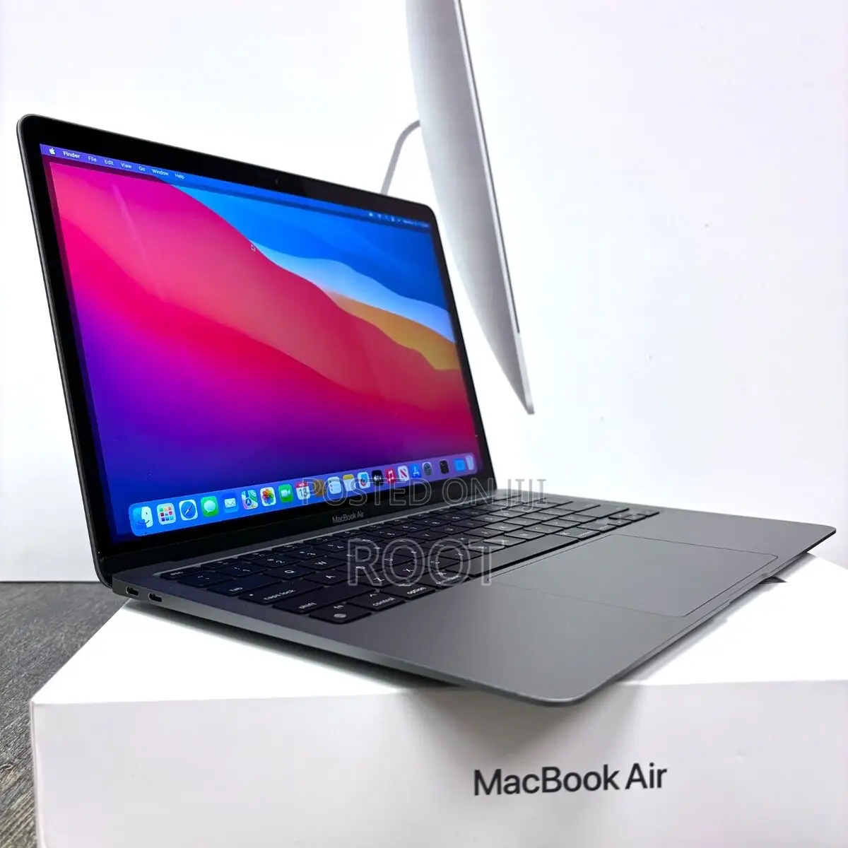 New Laptop Apple MacBook Air 2020 M1 8GB Apple M1 SSD 256GB