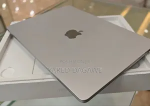 New Laptop Apple MacBook Air 2022 M2 8GB Apple M2 SSD 256GB