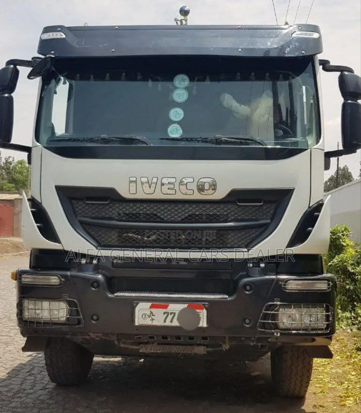 ባላቶኒ ከነተሳቢው
•2015
•77 ሽ ታርጋ
•23 ሽ ታርጋ ተሳቢ
•መስፍን በመስፍን