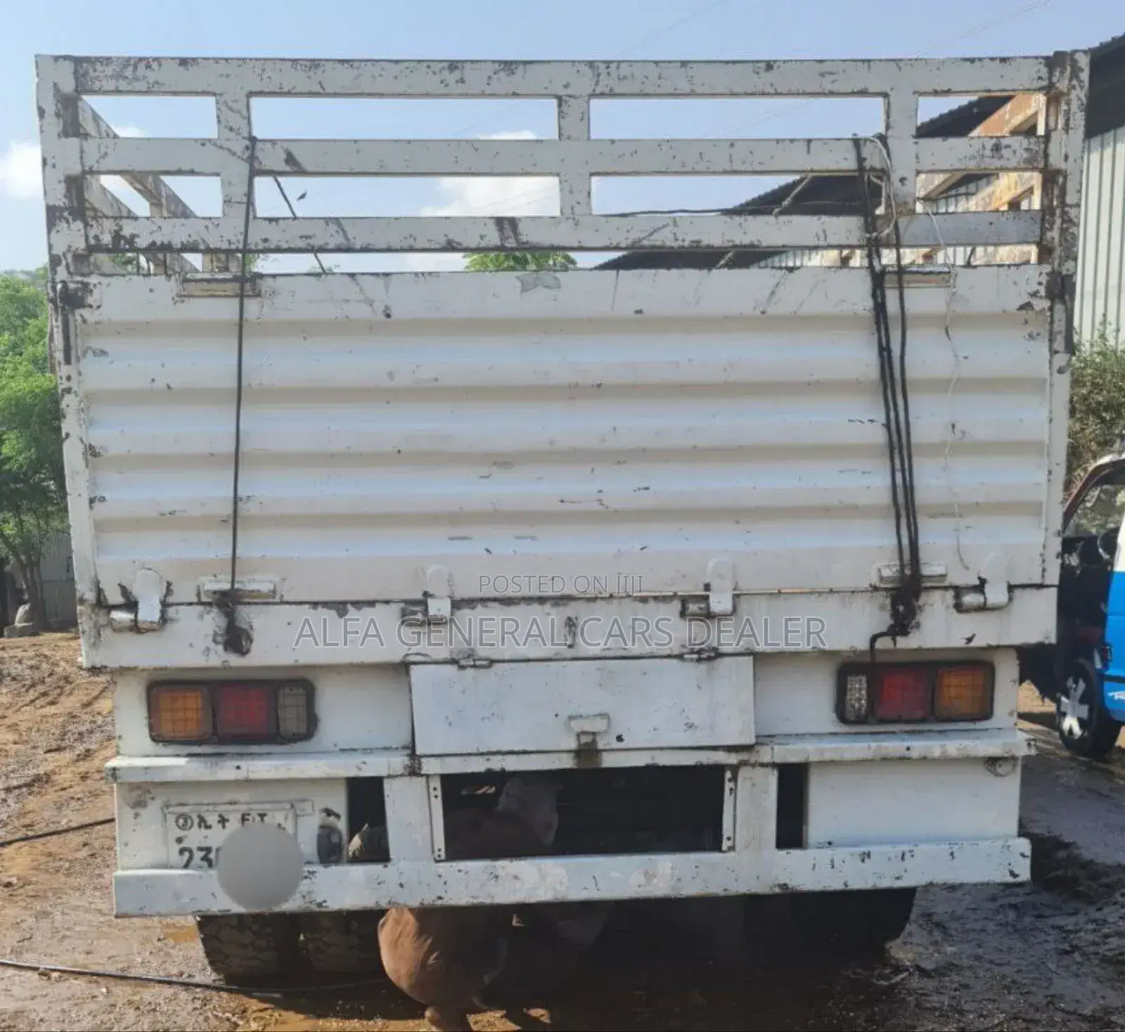 ባላቶኒ ከነተሳቢው
•2015
•77 ሽ ታርጋ
•23 ሽ ታርጋ ተሳቢ
•መስፍን በመስፍን