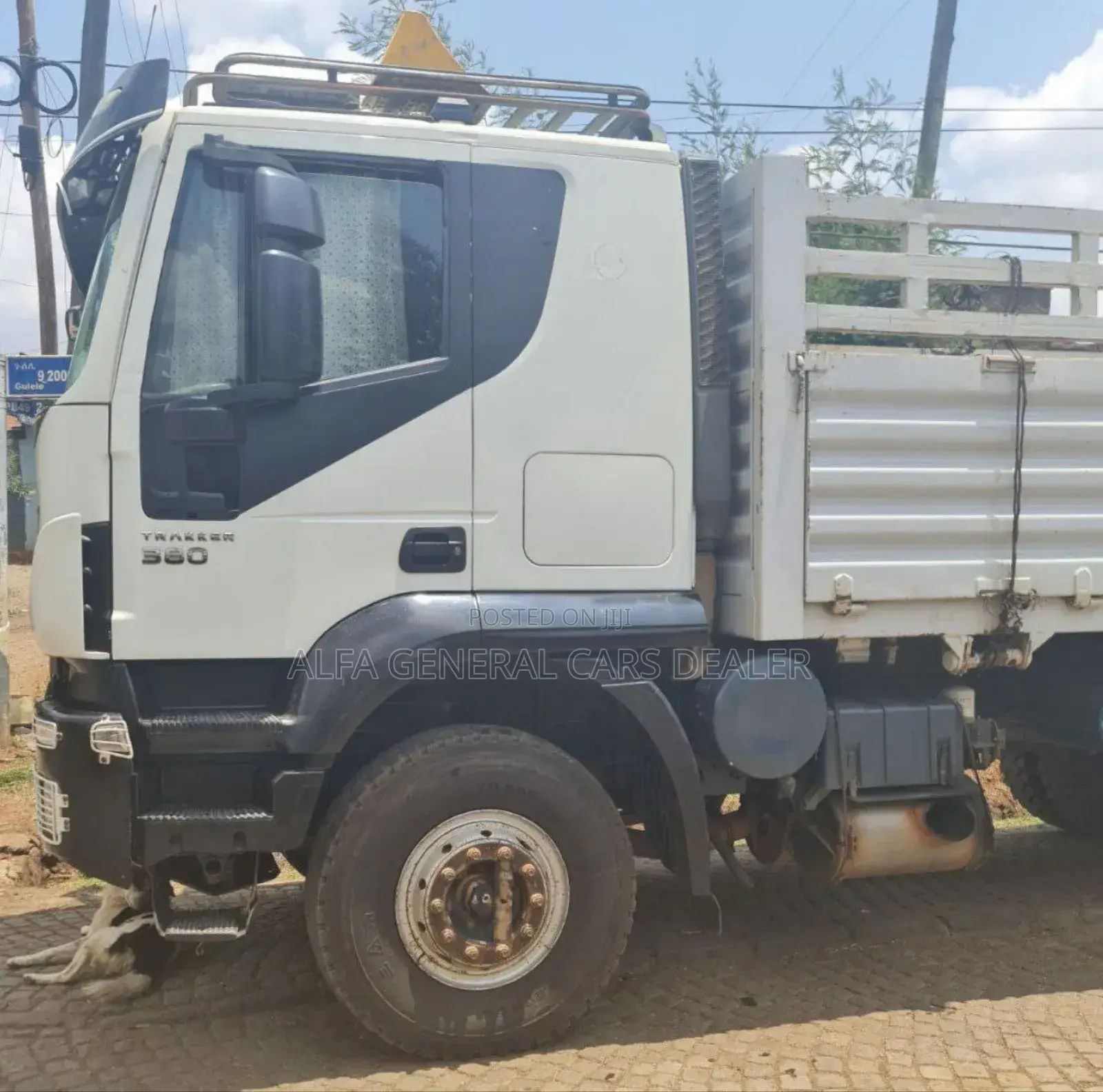 Iveco ባላቶኒ ከነተሳቢው
•2016
•79 ሽ ታርጋ
•24 ሽ ታርጋ ተሳቢ
•መስፍን በመስፍን