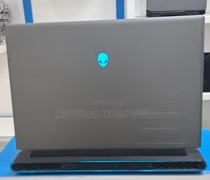 New Laptop Alienware Area-51m 32GB Intel Core I9 SSD 1T