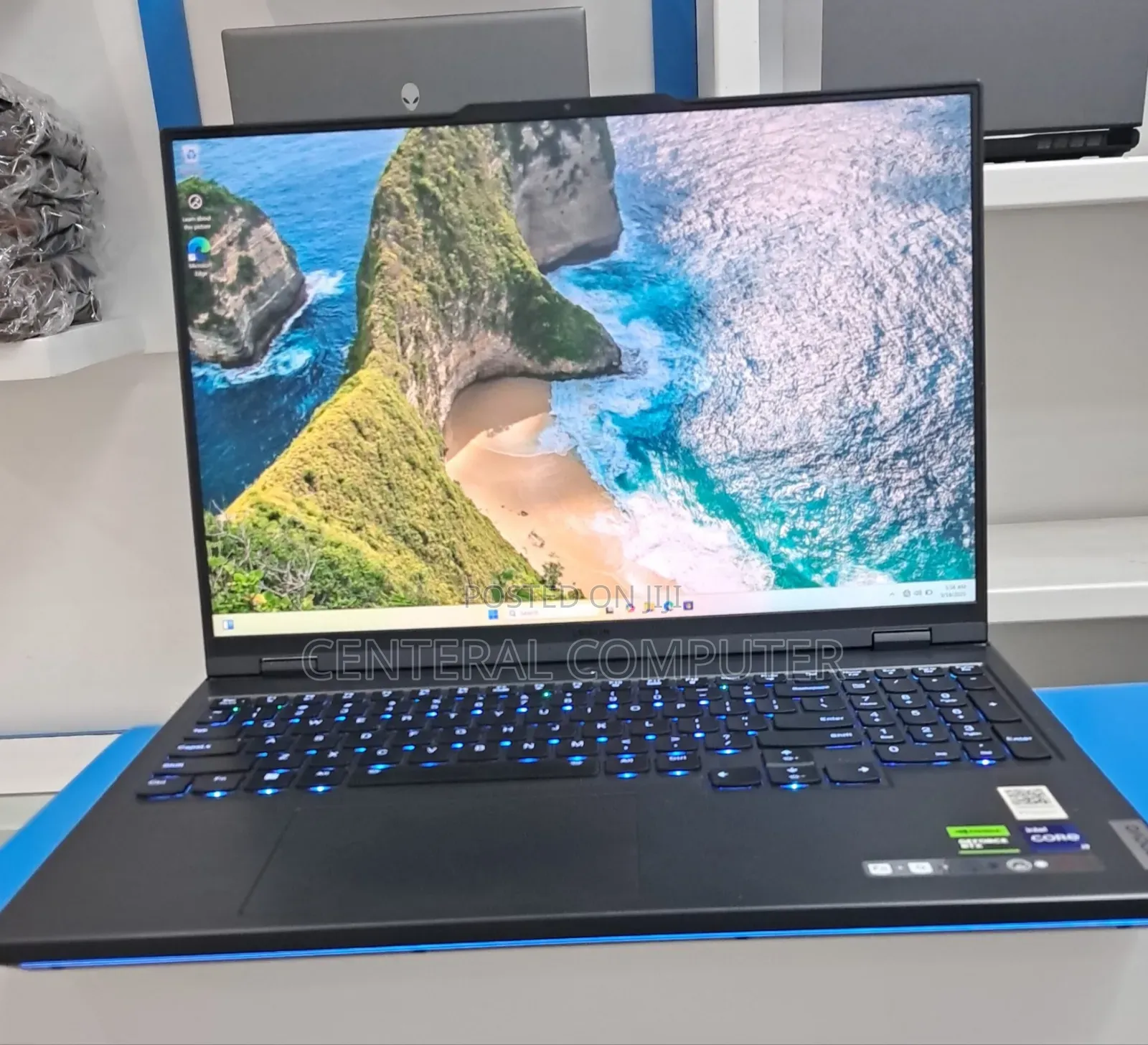 New Laptop Lenovo Legion 7 16GB Intel Core I7 SSD 1T