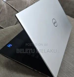 New Laptop Dell XPS 15 32GB Intel Core I7 SSD 1T